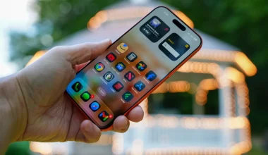 Apple: Πότε παρουσιάζει τη νέα σειρά iPhone 18 – Πληροφορίες για αναδιπλούμενο μοντέλο