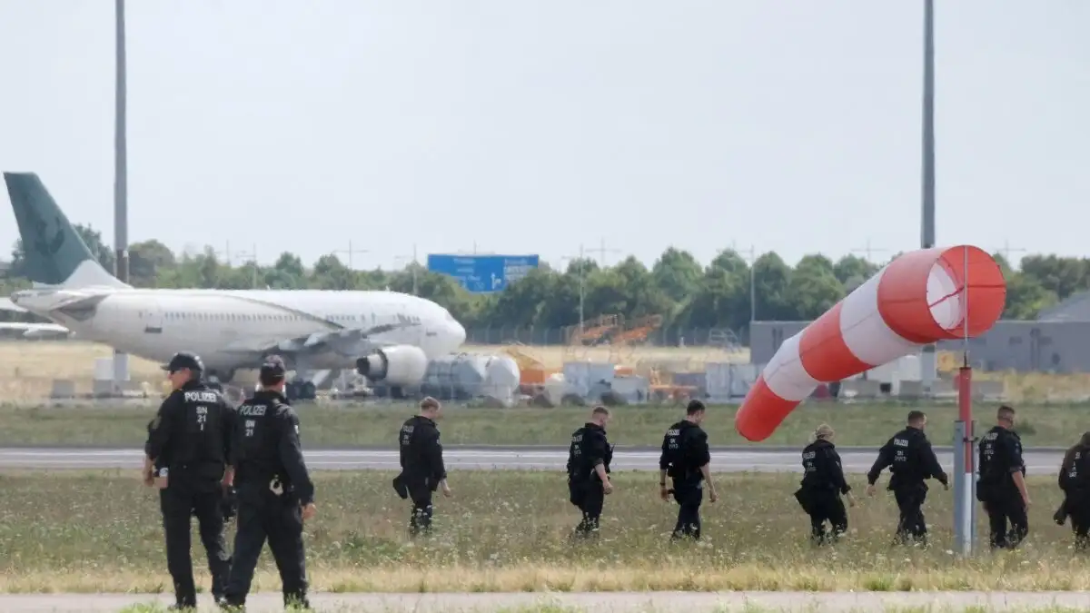 Πολωνία και Βρετανία κάλεσαν τους πρεσβευτές της Ρωσίας για τα drones που εντοπίστηκαν σε αεροδρόμιο της Λειψίας