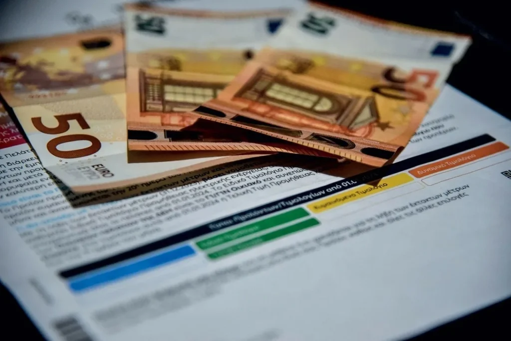 Ηλεκτρικό ρεύμα: Νέες αυξήσεις έως 19,5% στα επαγγελματικά τιμολόγια – Στα 22,6 λεπτά η μέση τιμή
