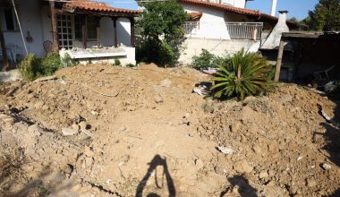Εξελίξεις στην υπόθεση του Μαραθώνα: Πού βρέθηκε το πτώμα της μητέρας της 68χρονης – Ήταν τυλιγμένο με νάιλον
