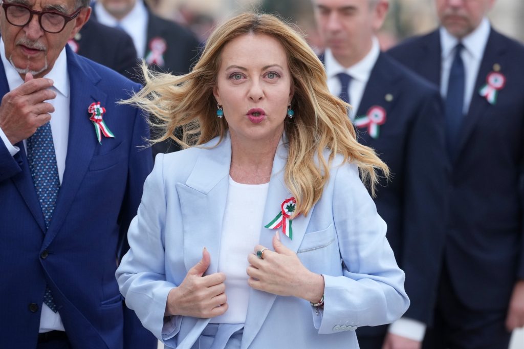 Ιστορική στιγμή για την κυβέρνηση Μελόνι: Έγινε η μακροβιότερη της Ιταλίας από τον Β’ΠΠ κι έπειτα