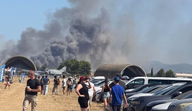 ΠΑΣΟΚ για συντριβή του F-4 Phantom στην Τανάγρα: «Να διερευνηθούν άμεσα και σε βάθος τα αίτια»