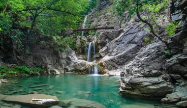 Τέσσερις φθινοπωρινοί προορισμοί στην Ελλάδα για μια αξέχαστη απόδραση