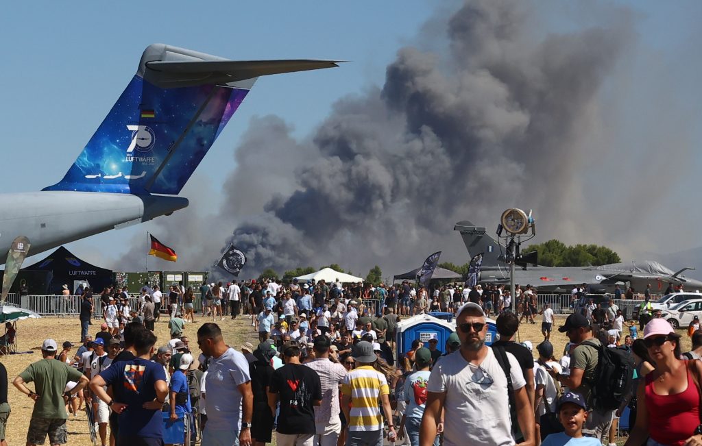 Διακόπηκε η Athens Flying Week μετά τη συντριβή του F-4 Phantom – Η ανακοίνωση της διοργάνωσης