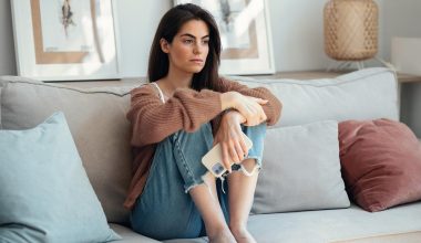 Οι 10 φράσεις που λένε οι άνθρωποι όταν έχουν φτάσει στα όριά τους – Τα σημάδια της ψυχικής εξάντλησης