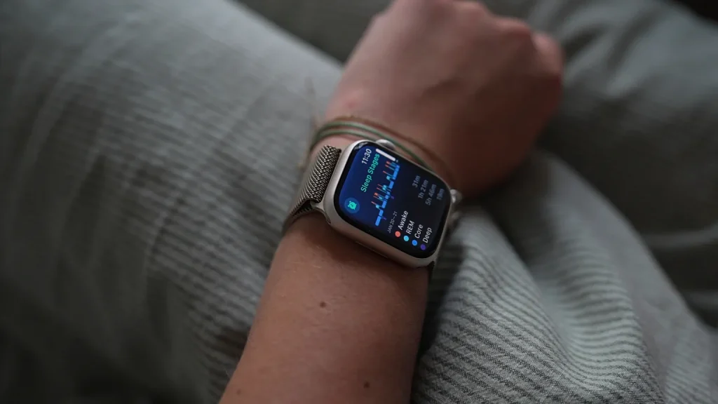 Smartwatch: Τα «έξυπνα» ρολόγια μπορεί να σας λένε ψέματα για τις θερμίδες που καίτε