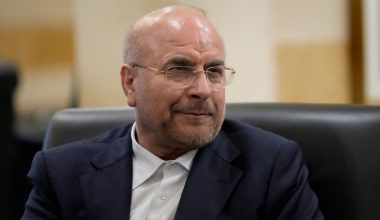Μ.Γκαλιμπάφ προς ΗΠΑ: «Η Τεχεράνη θα απαντά πλέον ταχύτερα, βαρύτερα και πιο οδυνηρά»