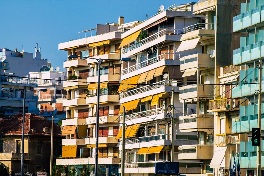 «Σπίτι μου 3» – Τι είναι, ποιους θα αφορά και γιατί διευρύνονται τα εισοδηματικά κριτήρια