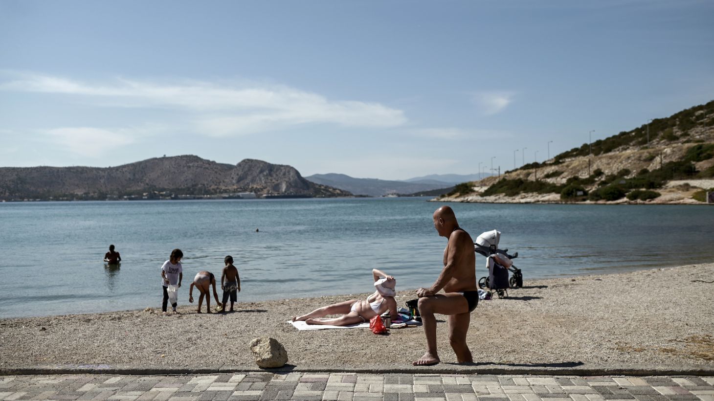 Τραγικός θάνατος για 63χρονο Λευκορώσο: Ανασύρθηκε νεκρός από την θάλασσα του Περάματος