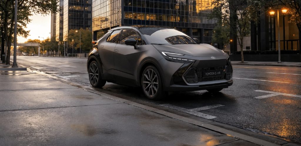 Toyota C-HR GR SPORT: Τι αλλάζει για το 2026
