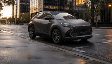 Toyota C-HR GR SPORT: Τι αλλάζει για το 2026