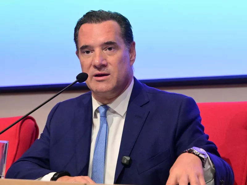 Άδωνις Γεωργιάδης: Επικαλέστηκε το ChatGPT και πήρε απάντηση που τον «άδειασε» στον αέρα (βίντεο)