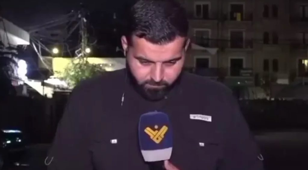 Λίβανος: Ρεπόρτερ τραυματίστηκε σε ζωντανή μετάδοση – Αεροπορικό χτύπημα δίπλα του (βίντεο)