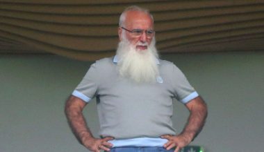 Ο Ιβάν Σαββίδης βλέπει να σηκώνεται μεγάλη «σκόνη» από την Θύρα 4 – Η κίνησή του για να κατευνάσει τα «πνεύματα»