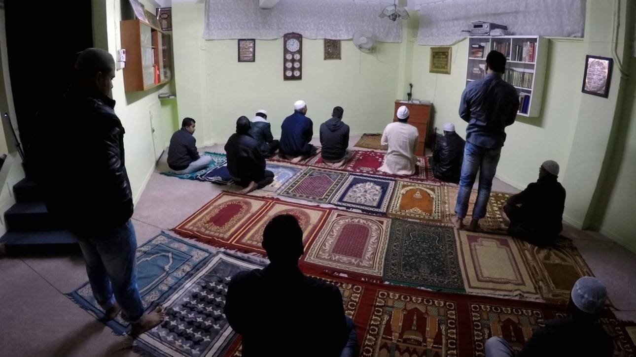 Φέρνουν στην Αθήνα τον επικεφαλής της πακιστανικής ριζοσπαστικής οργάνωσης Dawat-e-Islami