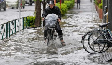Ιαπωνία: Σφοδρές βροχοπτώσεις πλήττουν τη Ναγκόγια – Σοβαρά προβλήματα σε δρόμους και υποδομές (βίντεο)