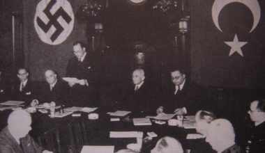 Η Γερμανία σκόπευε να καταλάβει την Τουρκία το 1942 αλλά οι ήττες από τους Σοβιετικούς την σταμάτησαν