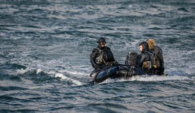 Μυστική επιχείρηση των ΗΠΑ στο Στενό του Ορμούζ: Οι Navy SEALs εξουδετέρωναν ιρανικές νάρκες επί τέσσερις μήνες