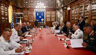 Ρώμη: Υπογράφηκε η προμήθεια των  δύο μεταχειρισμένων φρεγατών  Carlo Bergamini