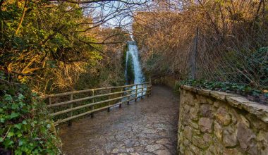 Τέσσερις φθινοπωρινοί προορισμοί κοντά στην Αθήνα για μονοήμερη εκδρομή