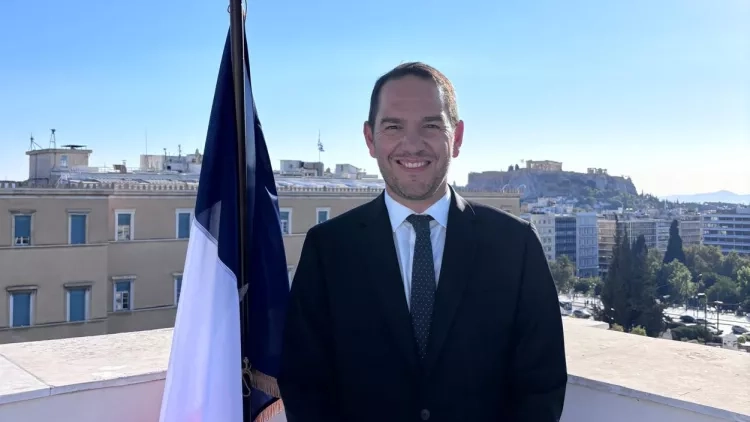Στην Αθήνα ο νέος πρέσβης της Γαλλίας, Νικόλας Κασσιανίδης – Το μήνυμά του στα ελληνικά