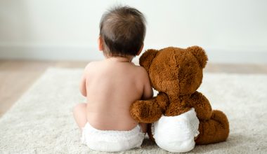 Αδιανόητη τραγωδία στη Γαλλία: Mωρό πέθανε έχοντας κουβά με χλωρίνη στο κεφάλι του – Οι γονείς… κοίταζαν αλλού