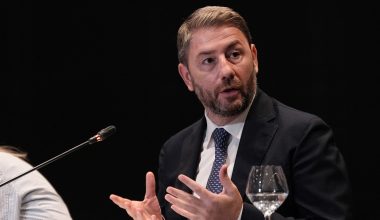 Ο Νίκος Ανδρουλάκης επιχειρεί «άνοιγμα» στη Βόρεια Ελλάδα: Τα δύο πρόσωπα που «επιστράτευσε» στο ΠΑΣΟΚ