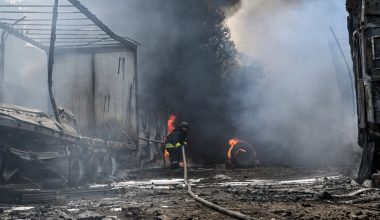 Κινητά πρατήρια καυσίμων κάνουν την εμφάνισή τους στην Οδησσό μετά τα ρωσικά πλήγματα σε σταθμούς ανεφοδιασμού