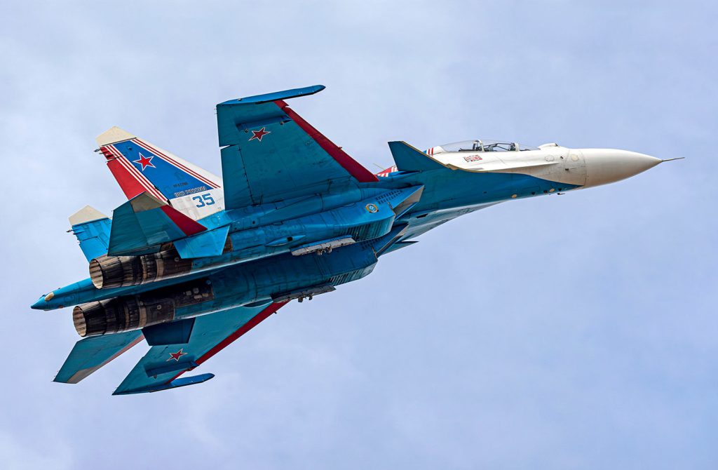 Τίποτα δεν σταματά τα Su-35S: Με υπερ-βόμβες 3.000 κιλών αφάνισαν κτίριο με Ουκρανούς στο Όριχιβ – Δείτε βίντεο