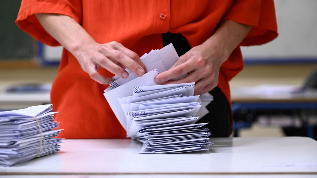GPO: Παραμένει στο 25,8% η ΝΔ στην πρόθεση ψήφο