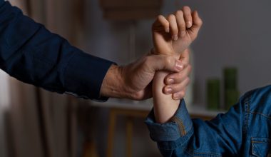 Θεσσαλονίκη: Στη φυλακή 59χρονος που ξυλοκόπησε τη σύντροφό του κατά την ερωτική τους επαφή