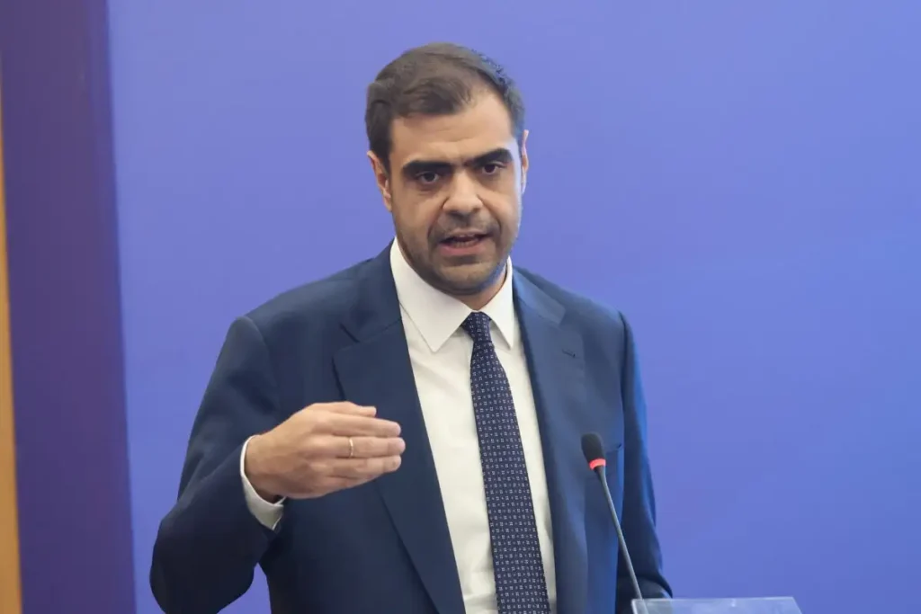 Αρχίζουν τα σενάρια συγκυβέρνησης από τη ΝΔ – Π.Μαρινάκης: «Αν δεν έχουμε αυτοδυναμία, συνεργασία με ΠΑΣΟΚ»