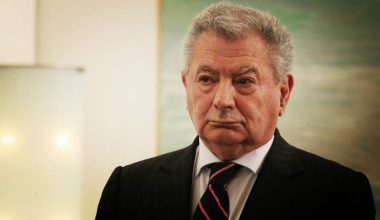 Θάνατος Σήφη Βαλυράκη: Ο εισαγγελέας ζήτησε την ενοχή των δύο ψαράδων – «Τον εγκατέλειψαν αβοήθητο»