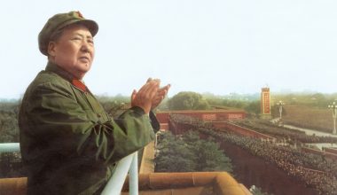 Κίνα: 50 χρόνια από τον θάνατο του Μάο Τσε Τουνγκ – Xιλιάδες τίμησαν τη μνήμη του στη γενέτειρά του