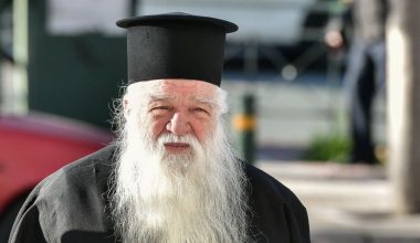 Η ΔΙΣ ανακαλεί την διάκριση στον πρώην Καλαβρύτων μετά από την επιστολή που τους έστειλε: «Ήταν προσβλητική»