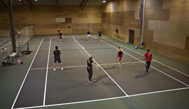 Crossminton: Το παιχνίδι που συνδυάζει μπάντμιντον, τένις και σκουός