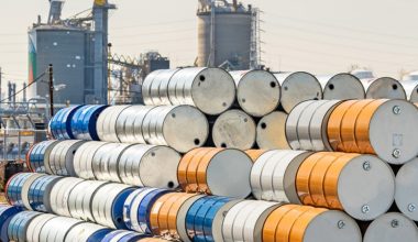 Πετρέλαιο: Πάνω από τα 102 δολάρια το Brent – Φόβοι για παρατεταμένο πόλεμο ΗΠΑ-Ιράν