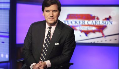 Τ.Κάρλσον: «Η Ουκρανία είναι ένα ολοκληρωτικό κράτος – Δεν υπάρχει ελευθερία του λόγου»