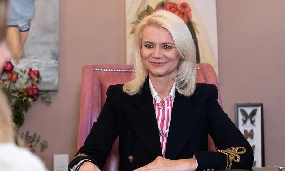 Δικηγόρος οικογένειας Γ.Μαζωνάκη: «Η Ιωάννα Γάκα έχει ένα δίπλωμα Ιατρικής από το Πανεπιστήμιο της Χαβάης»