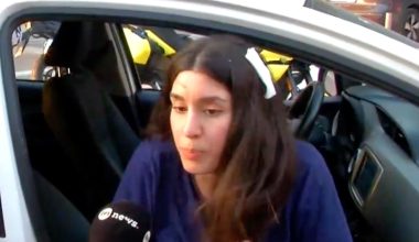 «Έπεσε το δέντρο, ενώ παίζαμε»: Η μαρτυρία της 30χρονης μητέρας στην Καλαμαριά (βίντεο)