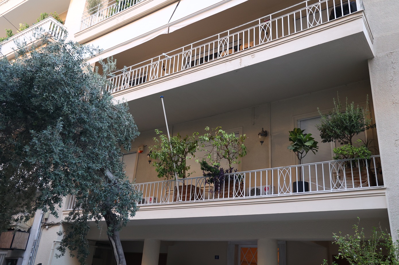 Γιώργος Μαζωνάκης: Τι είπε ο οδηγός ταξί που μετέφερε τον τραγουδιστή στο ιατρείο της οδού Καρνεάδου