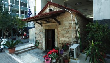 Αγία Δύναμη: Το «κρυφό» εκκλησάκι της Αθήνας που συνδέεται με τον Ηρακλή και το 1821