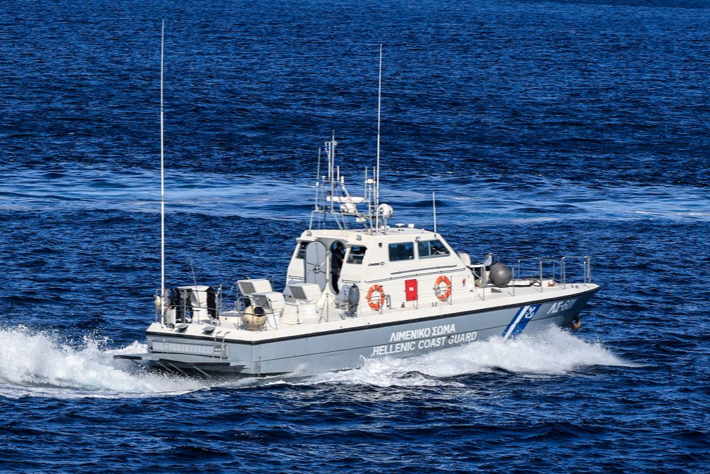 Συνελήφθη στη Σάμο 24χρονος Ιρανός που μετέφερε 19 αλλοδαπούς – Πόσο χρέωνε το κεφάλι