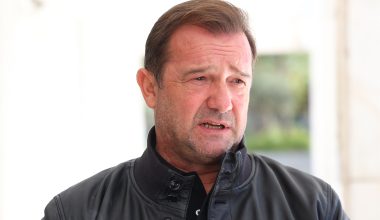 Ν.Πλακιάς: «Εσείς θα πάτε να δείτε τα παιδιά σας, εμείς θα γυρίζουμε σε άδεια δωμάτια»