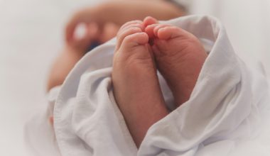 Χανιά: Στη ΜΕΘ βρέφος 17 ημερών με εγκεφαλική αιμορραγία – Συνελήφθη η 18χρονη μητέρα