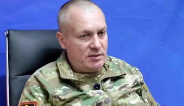 Αντόν Γκρούνις: Νεκρός ο ηρωικός Ρώσος Υποστράτηγος – Χάρη σε αυτόν καταλήφθηκε η Κονσταντινόβκα