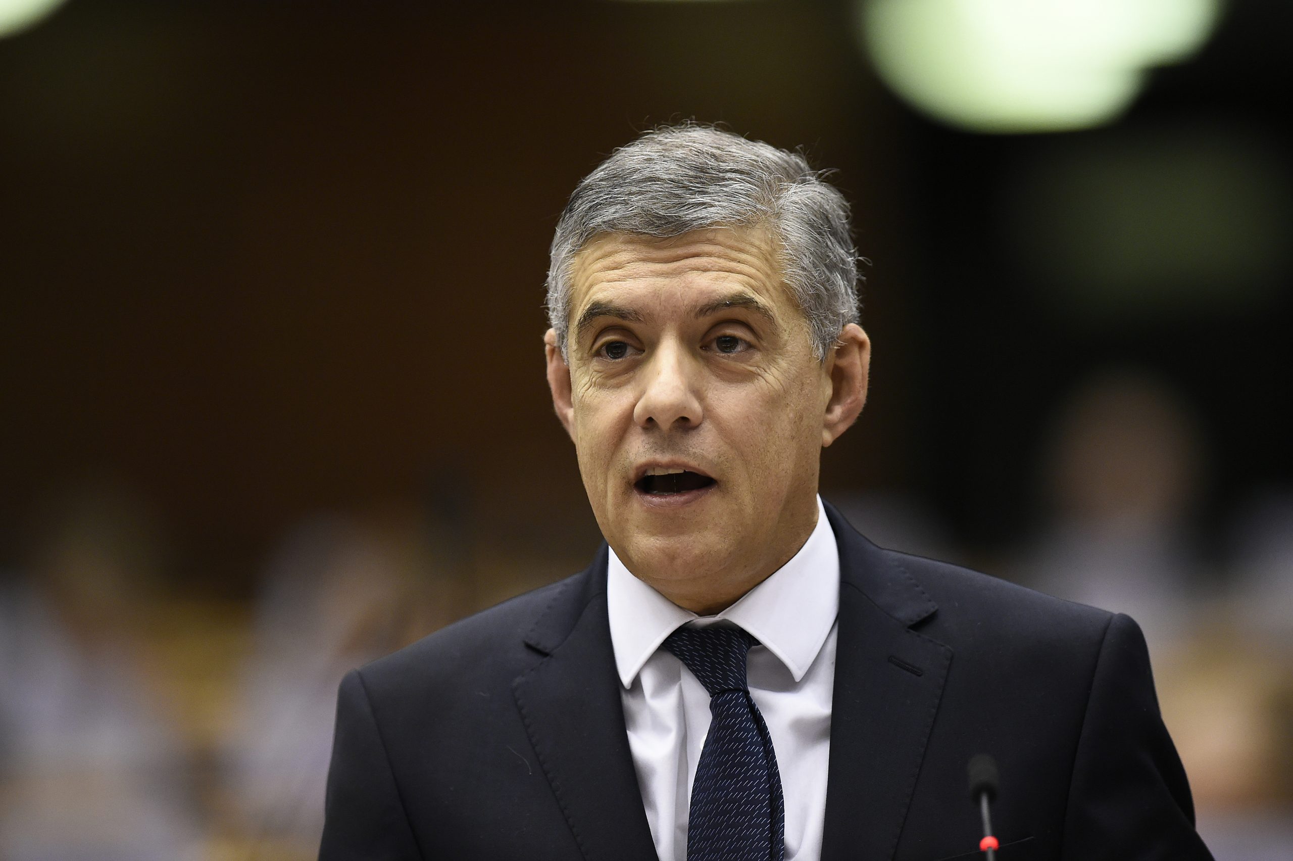 Ο Κ.Αγοραστός επιχείρησε να αντικρούσει το πόρισμα για το «μπάζωμα» στα Τέμπη με χαρτί γραμμένο από ΑΙ