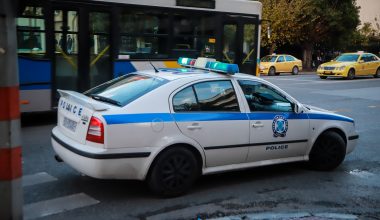 Θεσσαλονίκη: 49χρονος επιτέθηκε σε 43χρονο και τον τραυμάτισε με χαρτοκόπτη