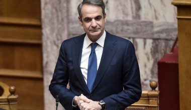 Βουλή: Σε εξέλιξη η ομιλία του Κ.Μητσοτάκη για τη Συνταγματική Αναθεώρηση (live)