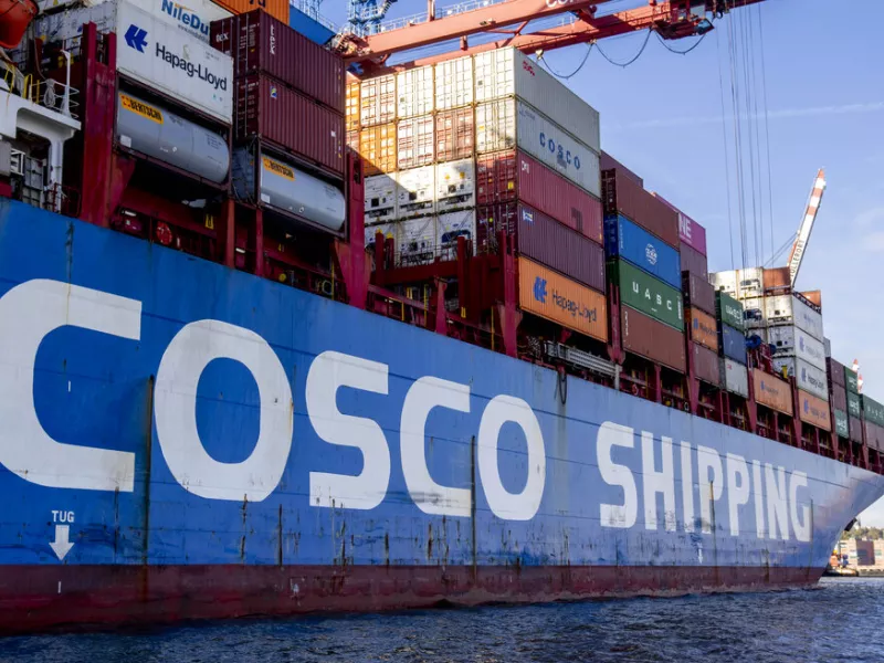 Ενδιαφέρεται η Cosco για το λιμάνι της Ελευσίνας;